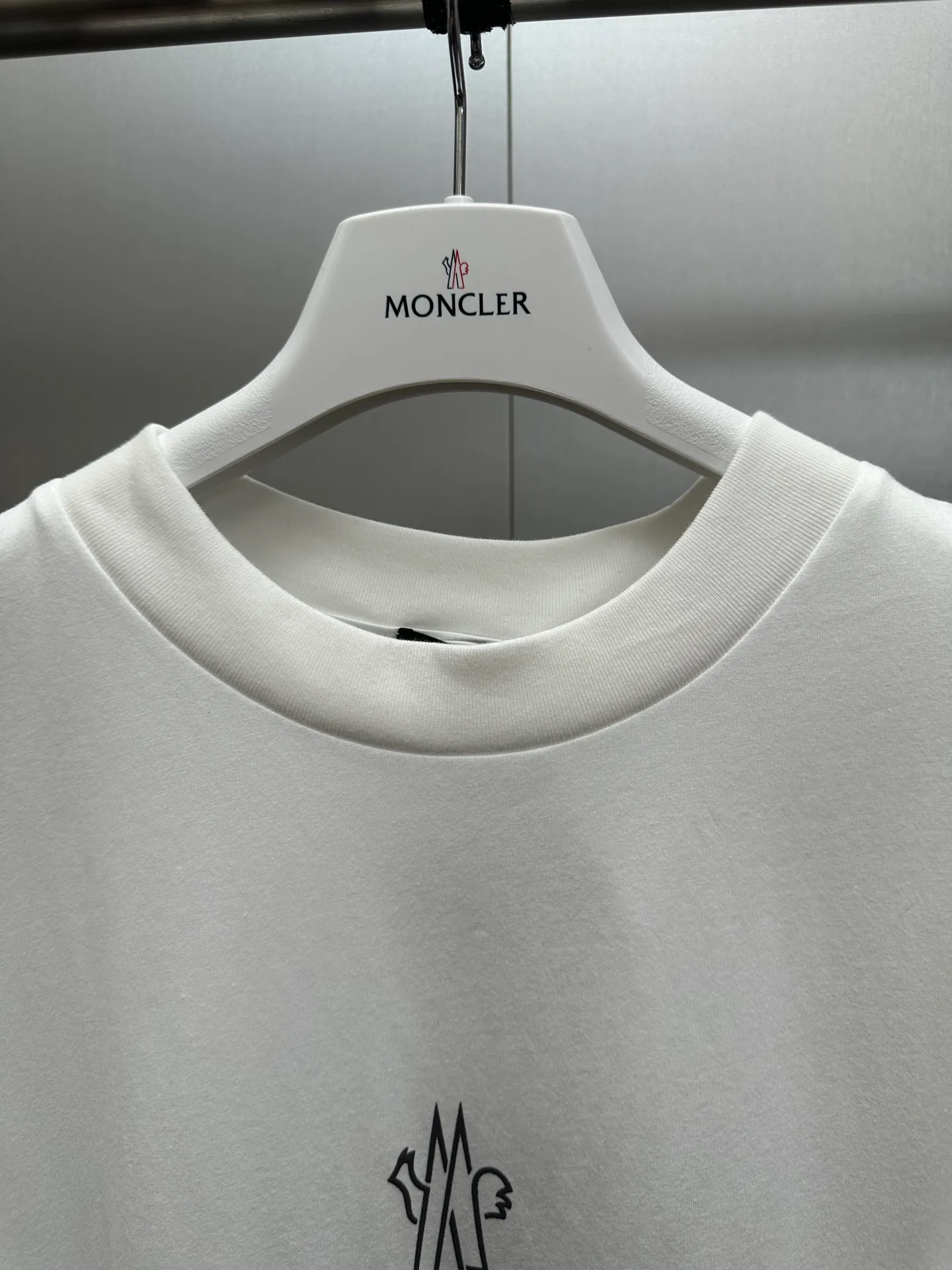 🔥P130💰MONCLER 26SS T Authentic 6778 ，100% 180 ，1*1 260 ， ， ， 1：1 ， 1：1 ， size：S M L XL